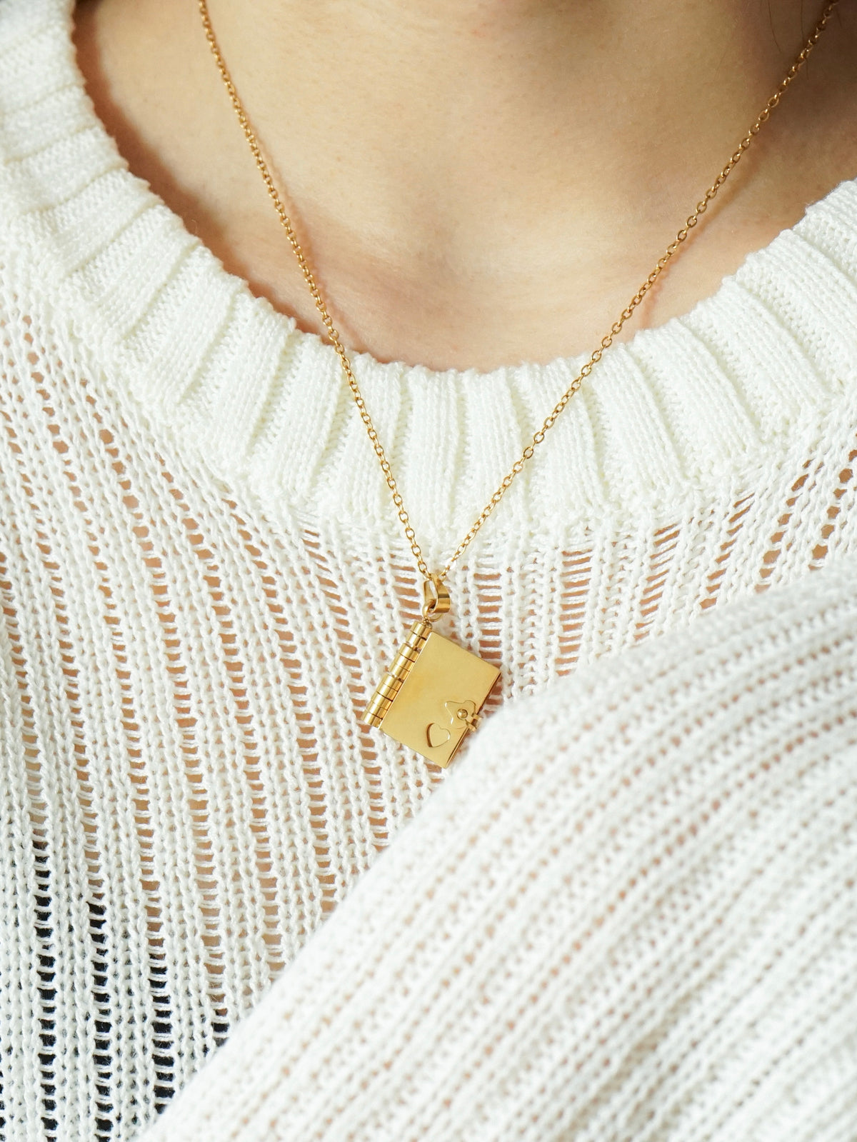 The Beloved Chapter Necklace (Gold)
