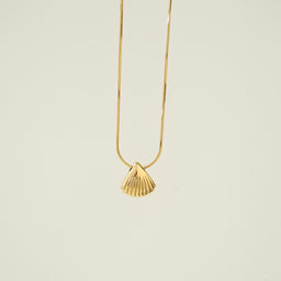 Chana Seashell Necklace (Gold)