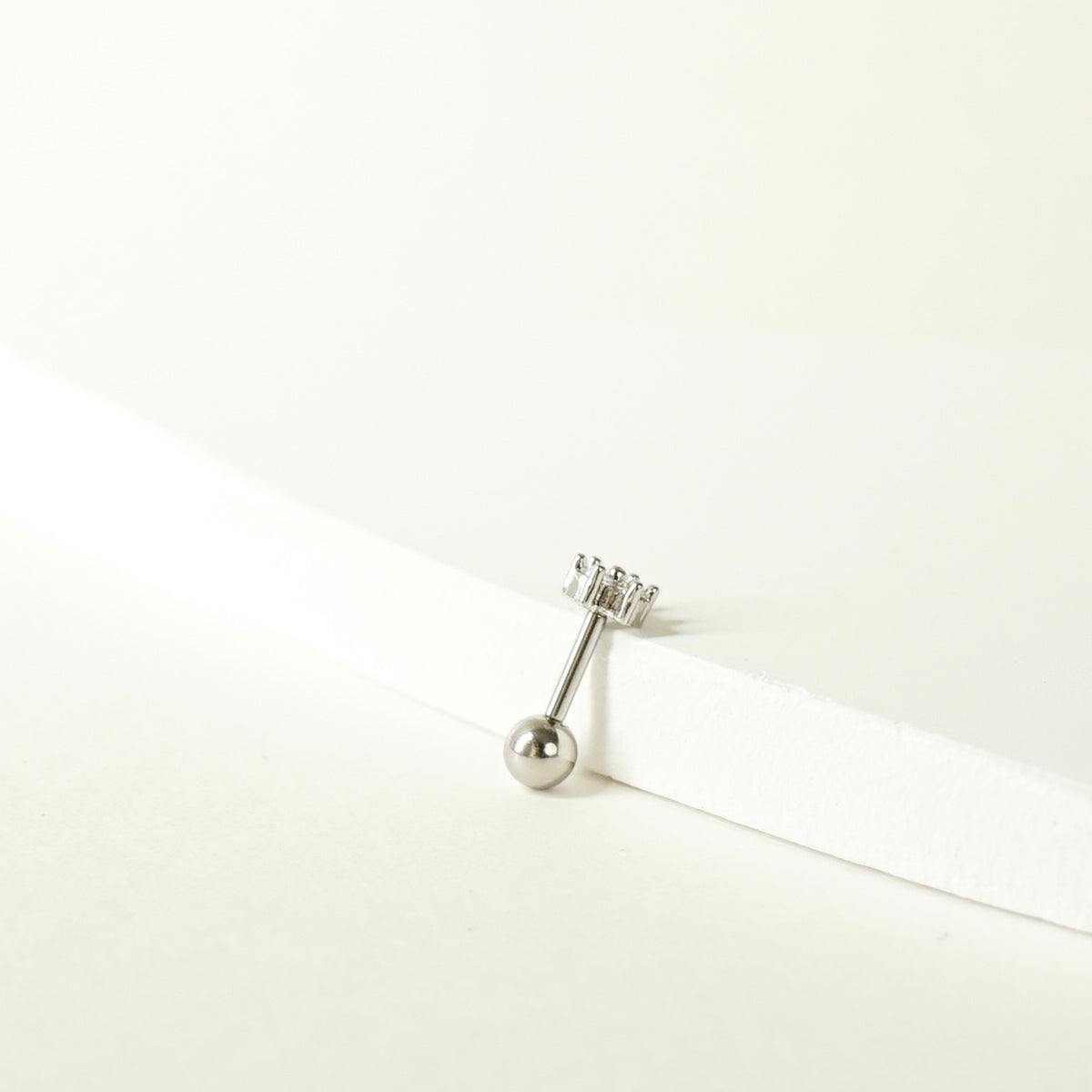 Ozzy Flower Barbell Earring (Silver)