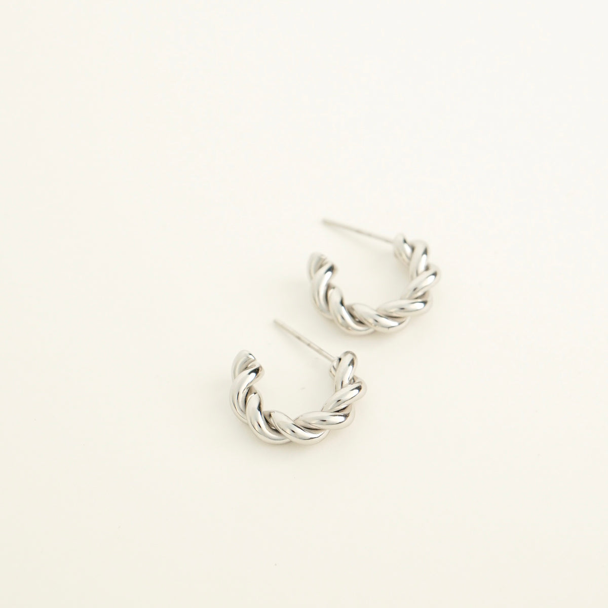 Olsson Twisted Earrings (Silver)