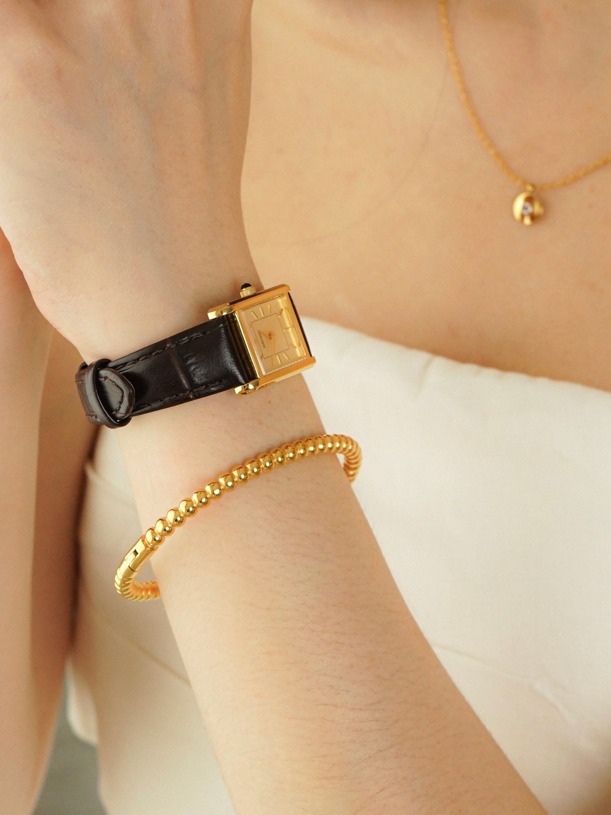 Belle Beaded Bangle (Gold)