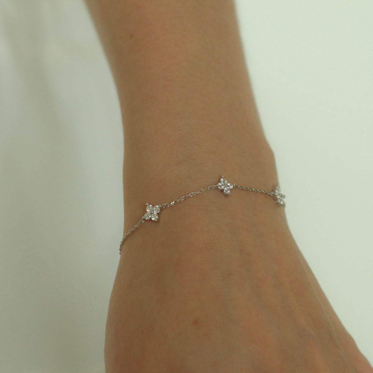 Hailee Clover Bracelet (Silver)