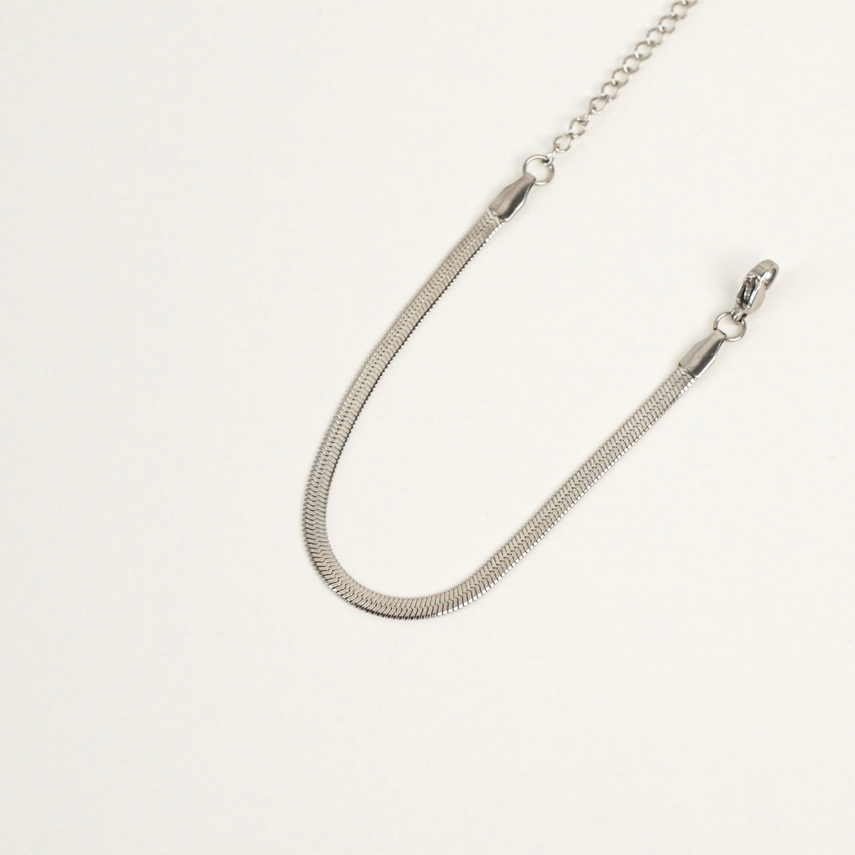 Paige Herringbone Chain Bracelet (Silver)