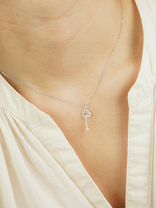 Carmella Petal Key Necklace (Silver)