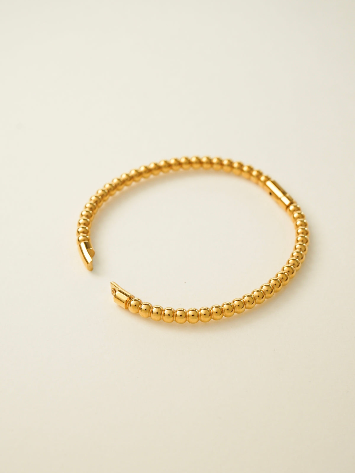 Belle Beaded Bangle (Gold)