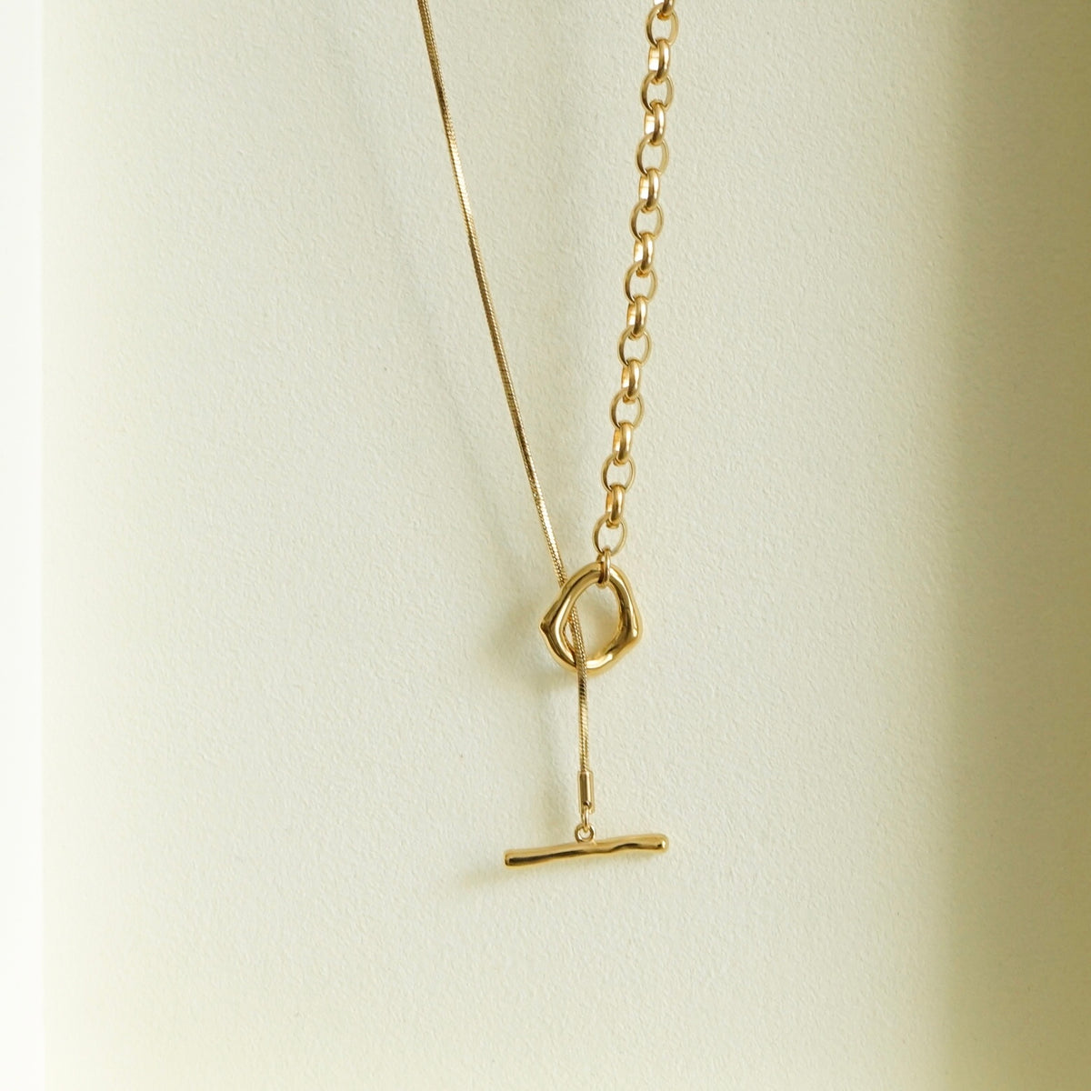 Rivka Chain Link Long Necklace (Gold)