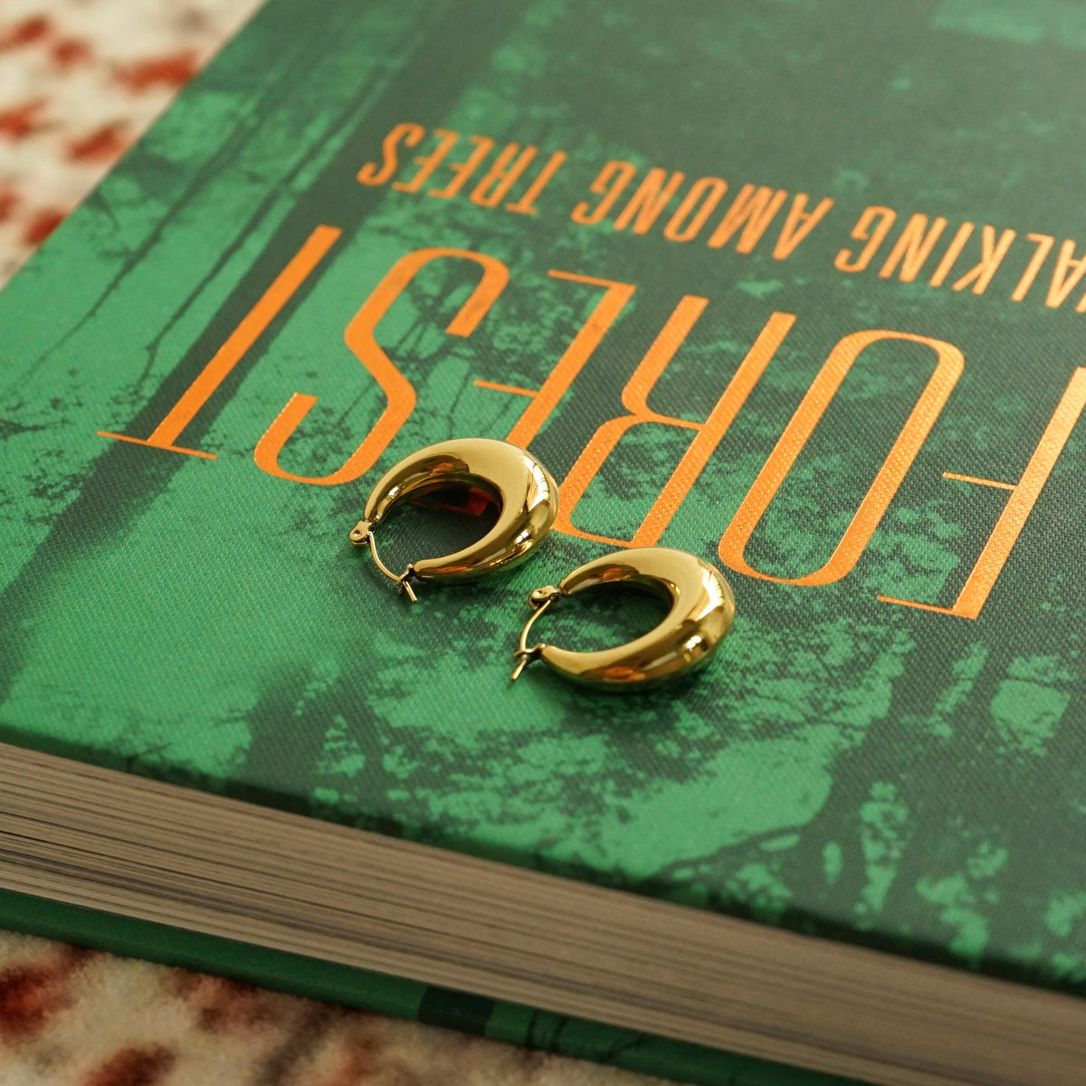 Honesty Hoop Earrings (Gold)