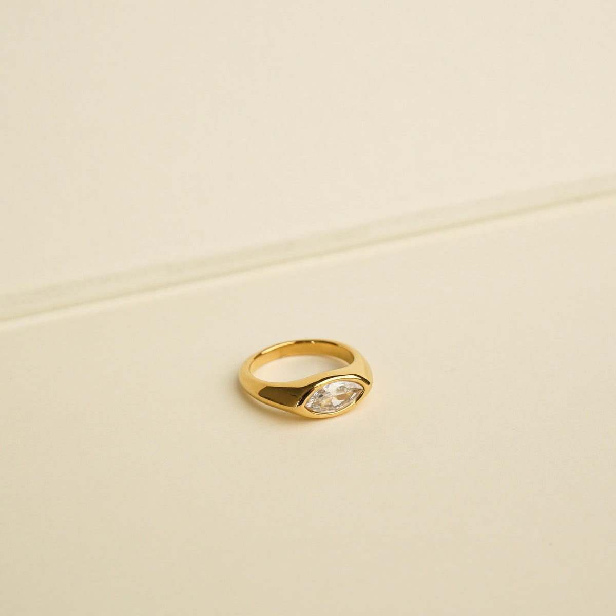 Harlem Marquise Ring (White)