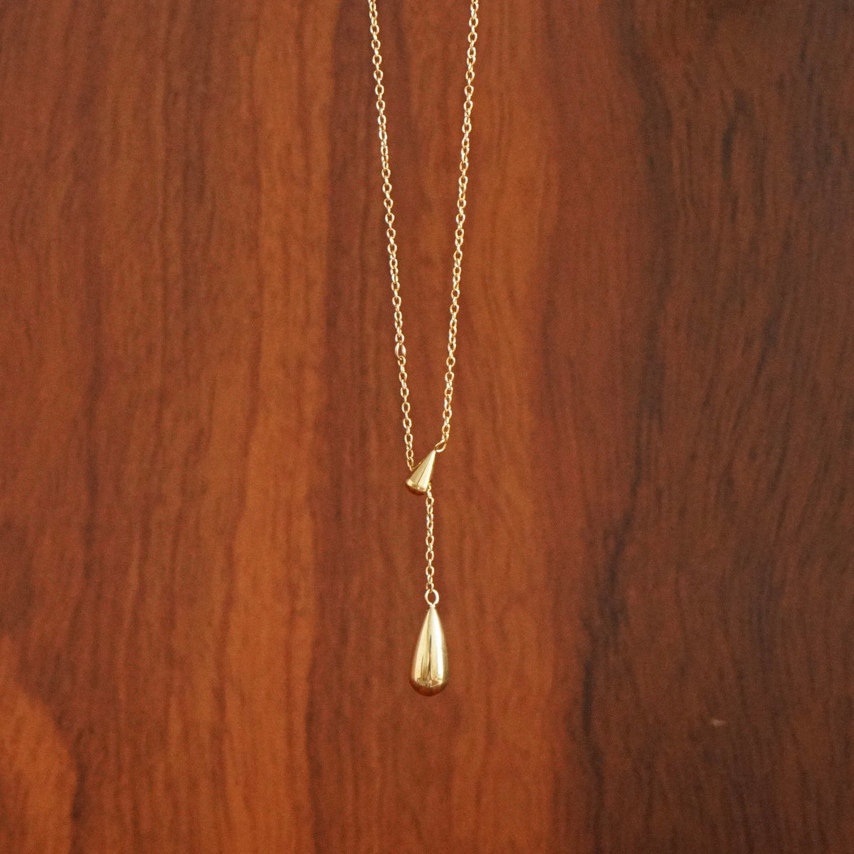 Baylee Droplet Necklace (Gold)