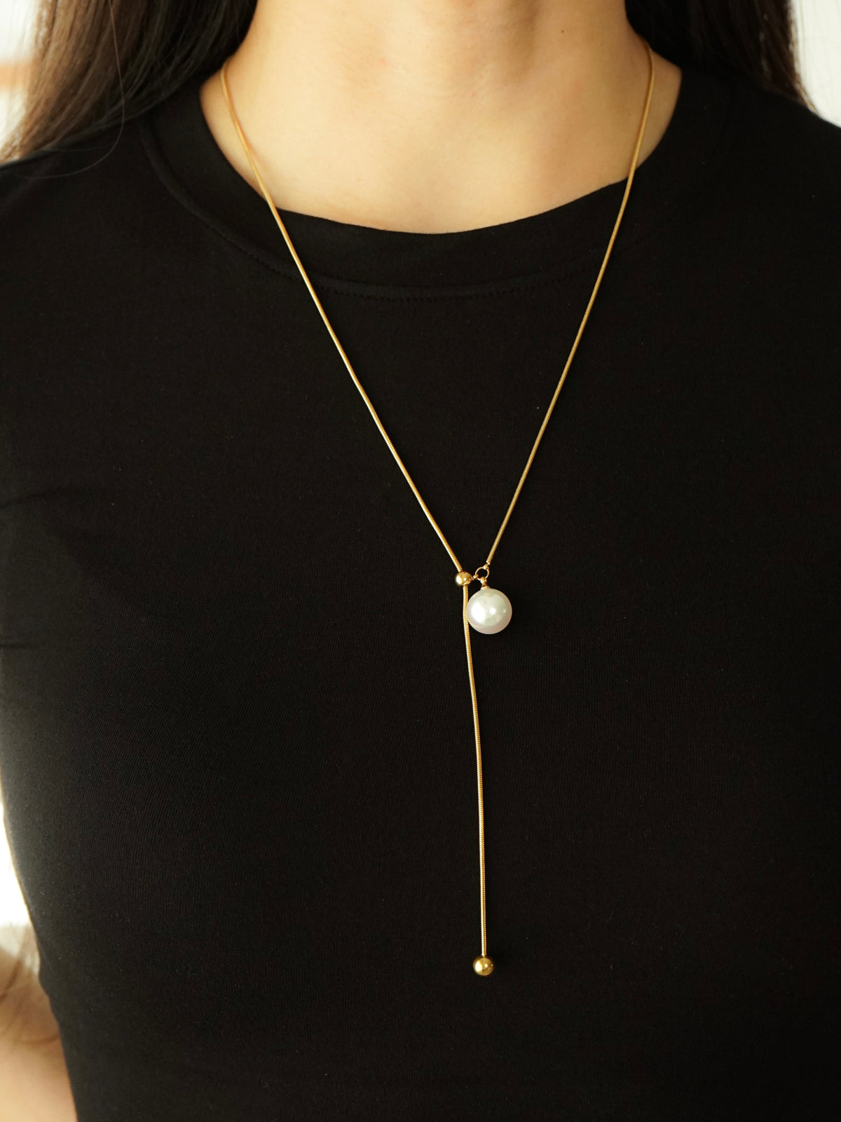 Solana Pearl Lariat Necklace (Gold)