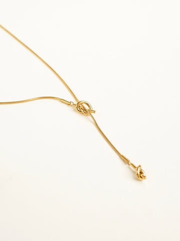 Odelia Knot Lariat Necklace (Gold)