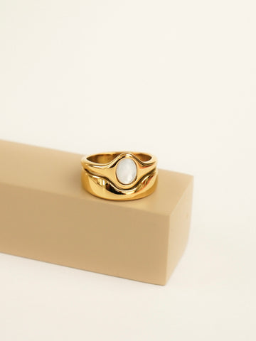 Georgie Mother of Pearl Ring (White)