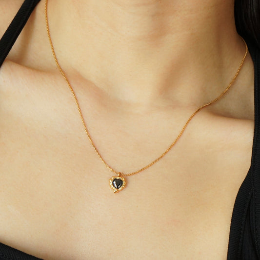 Yamileth Heart Necklace (Gold)