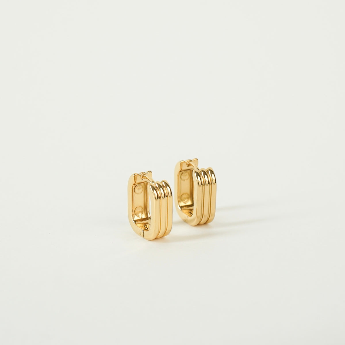 Kenna Square Hoop Earrings (Gold)