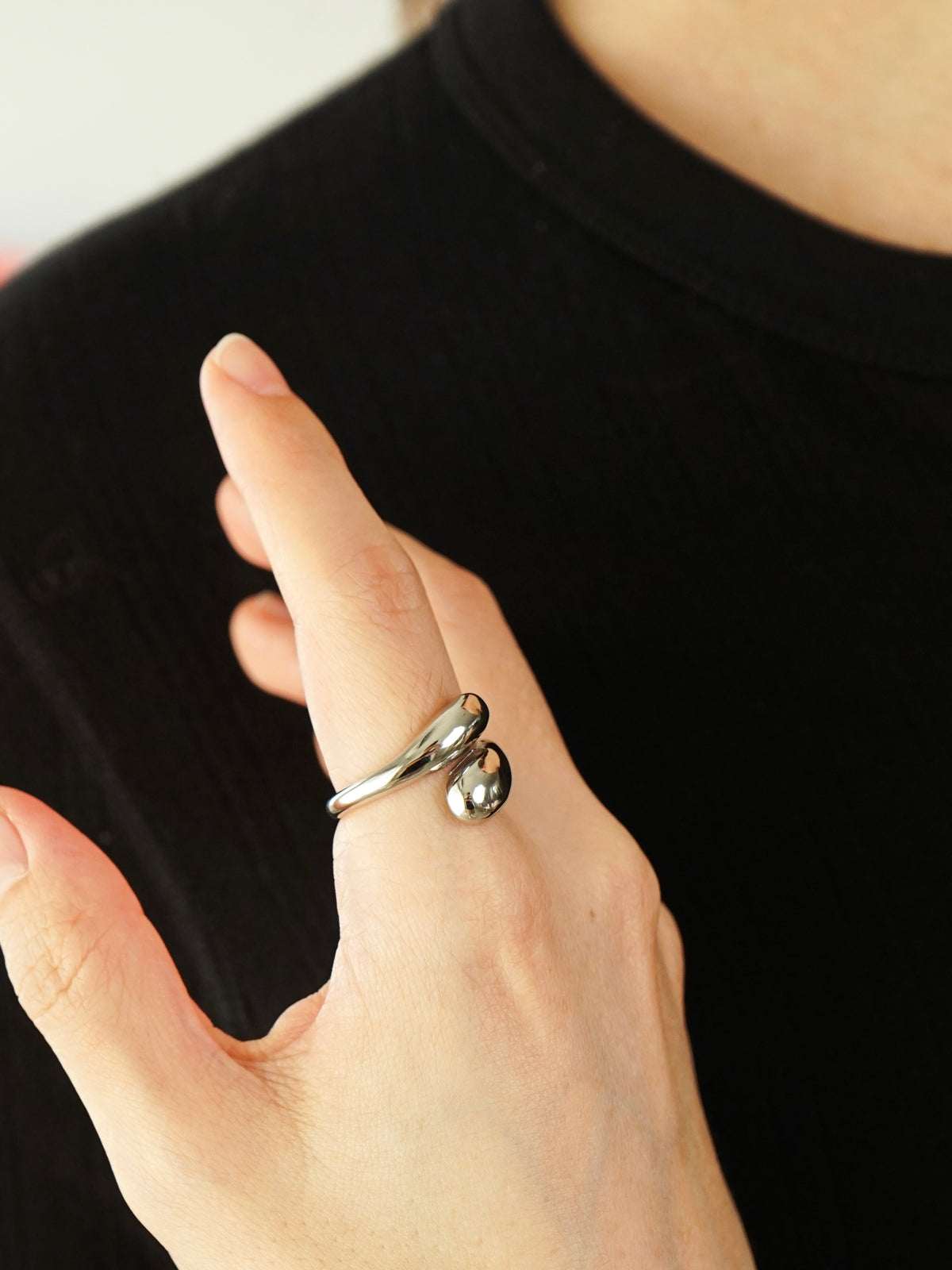 Jianna Bypass Dome Ring (Silver)