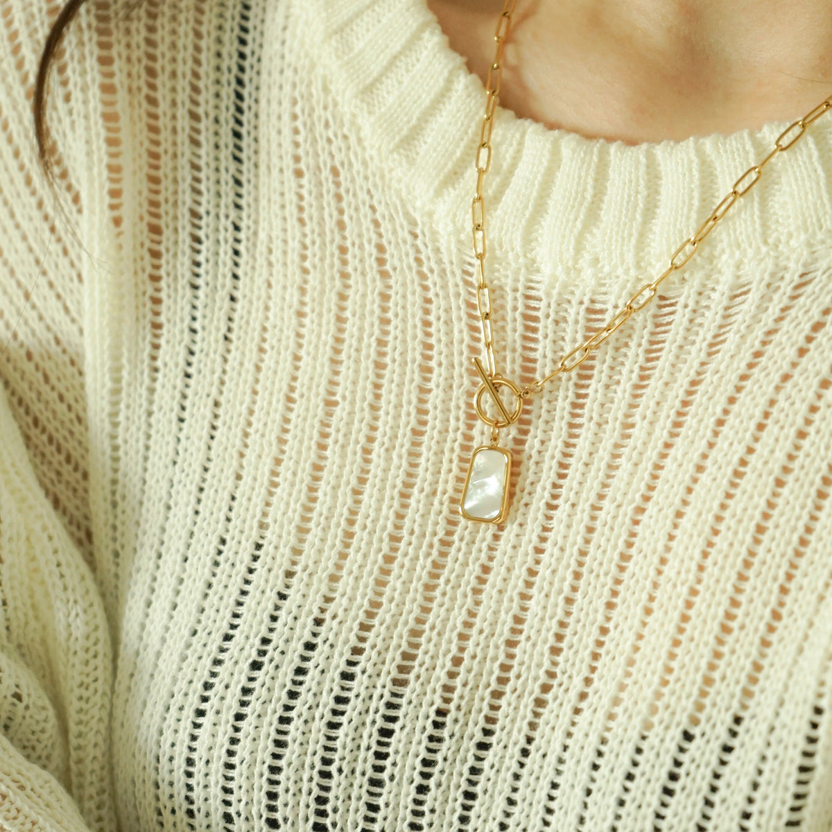 Olga Chain Link Necklace (Gold)