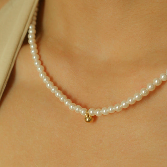 Vada Pearl Necklace