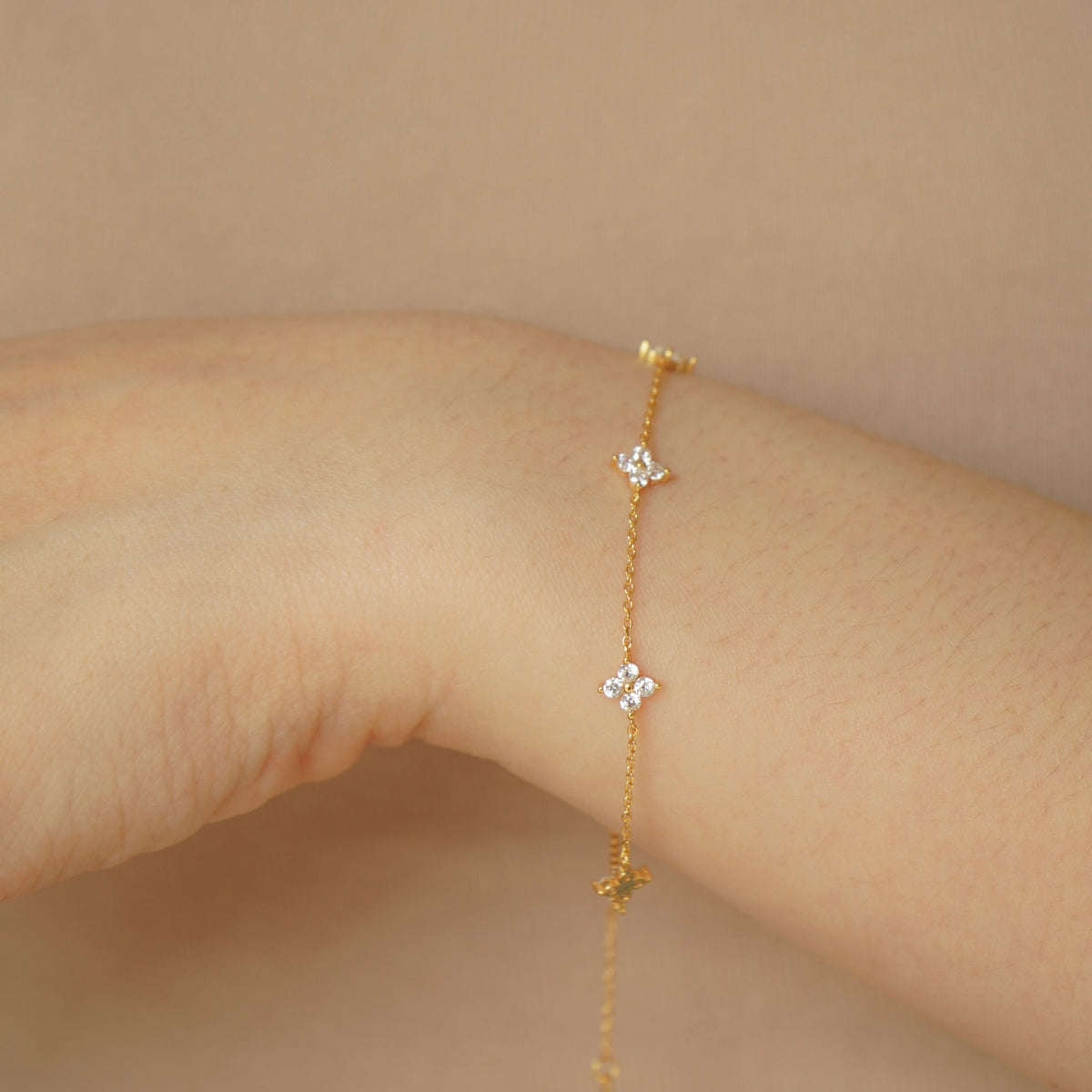 Hailee Clover Bracelet (Gold)