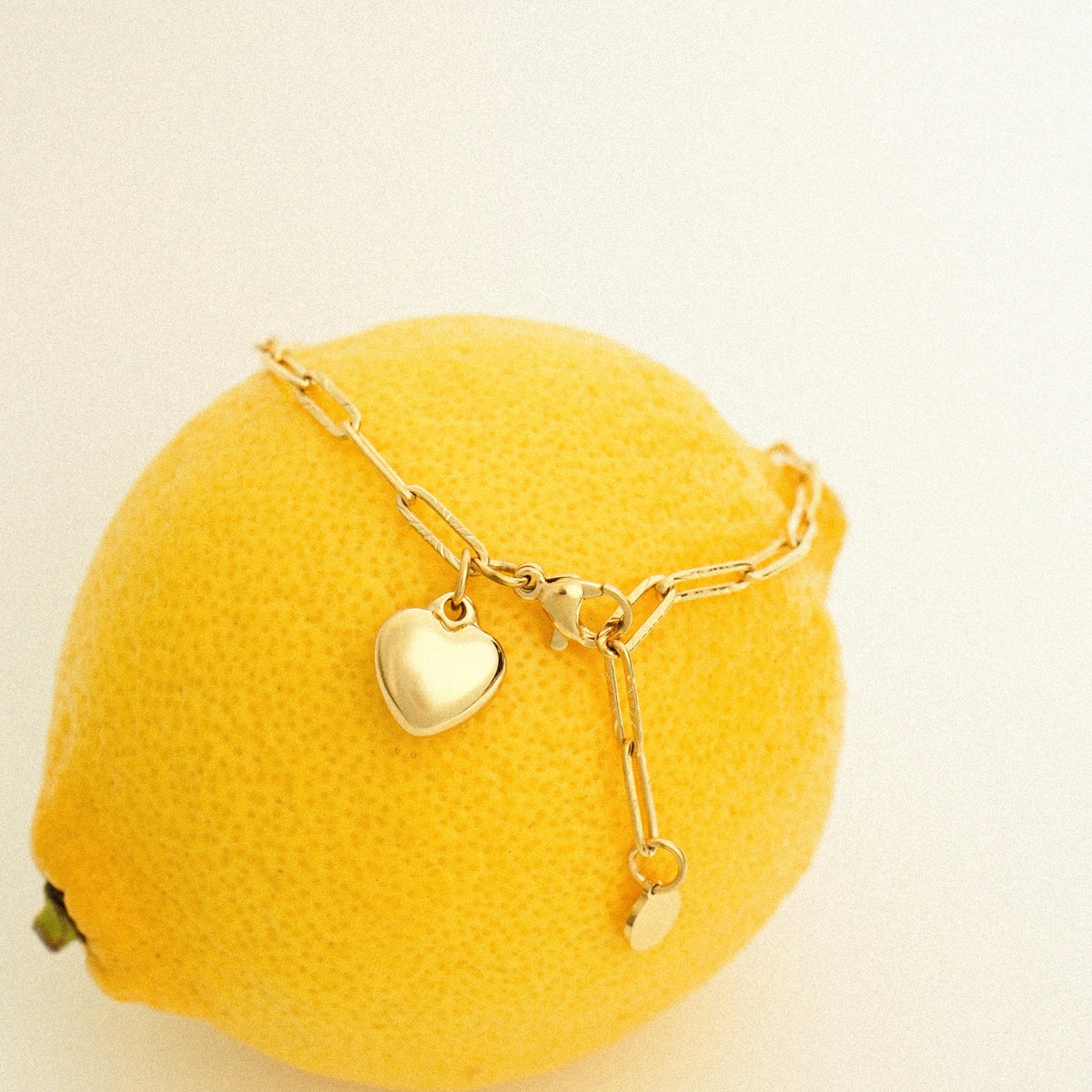 Yatziri Heart Chain Link Bracelet (Gold)