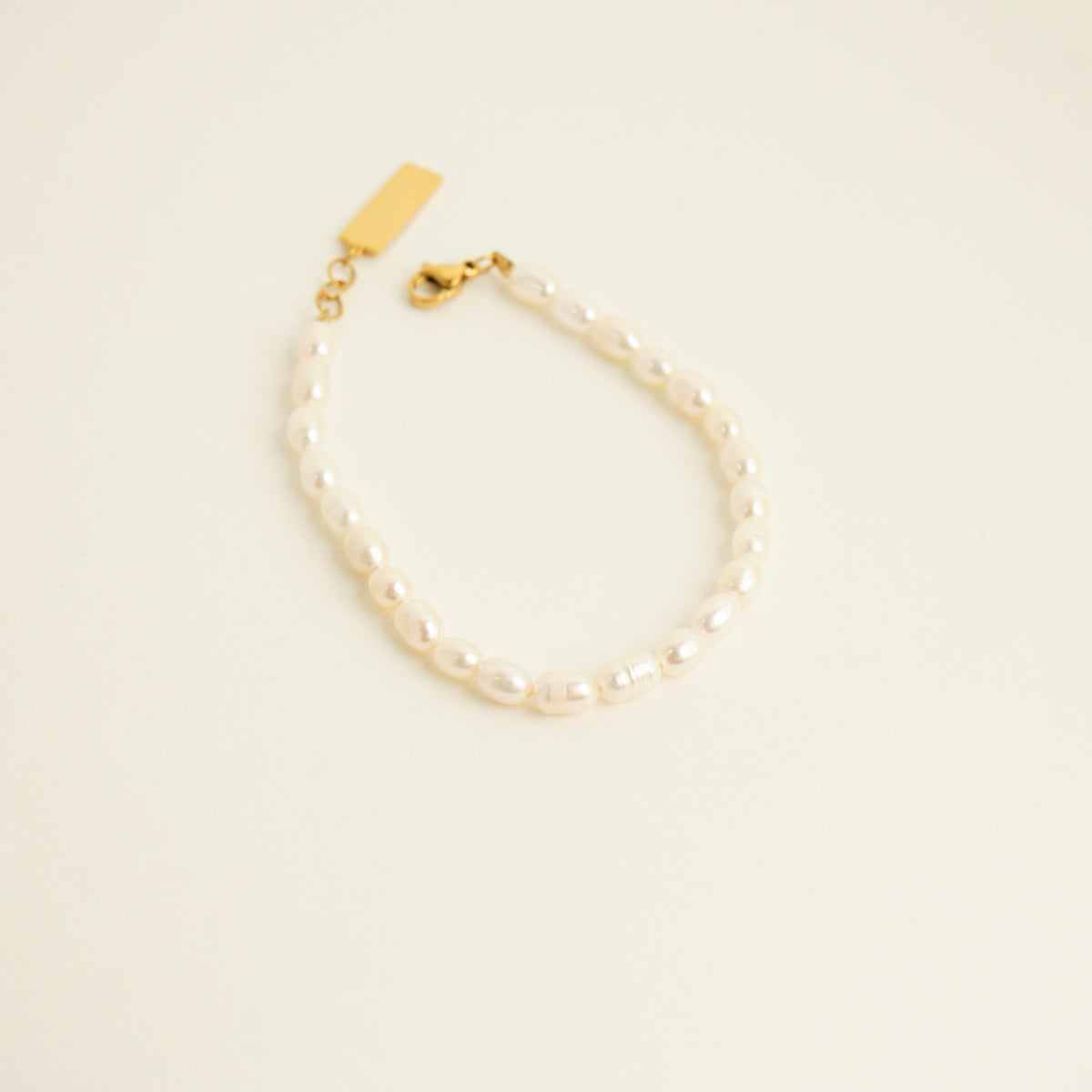 Ainsley Pearl Bracelet