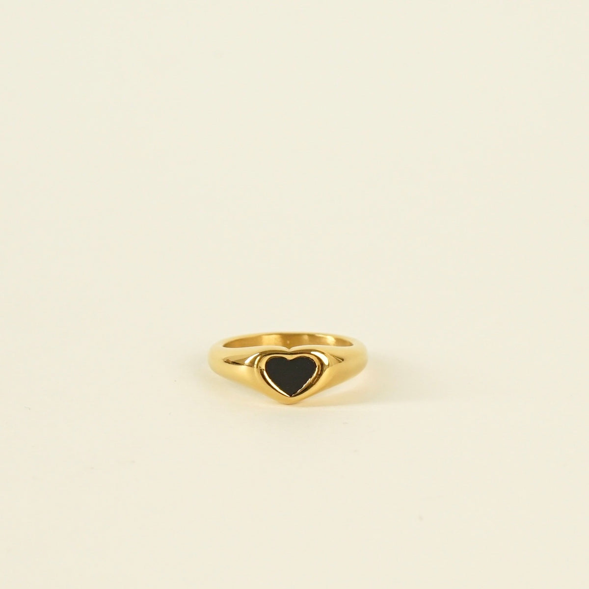 Sevyn Heart Ring (Black)
