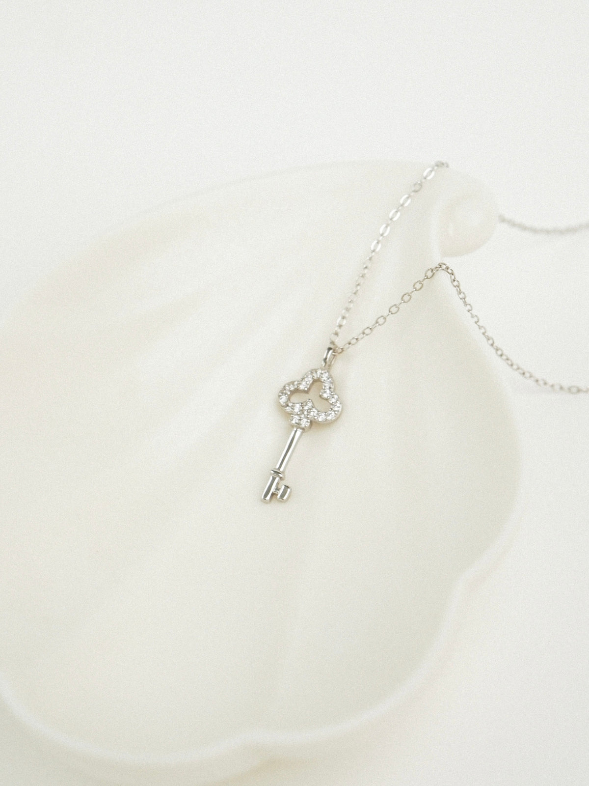 Carmella Petal Key Necklace (Silver)