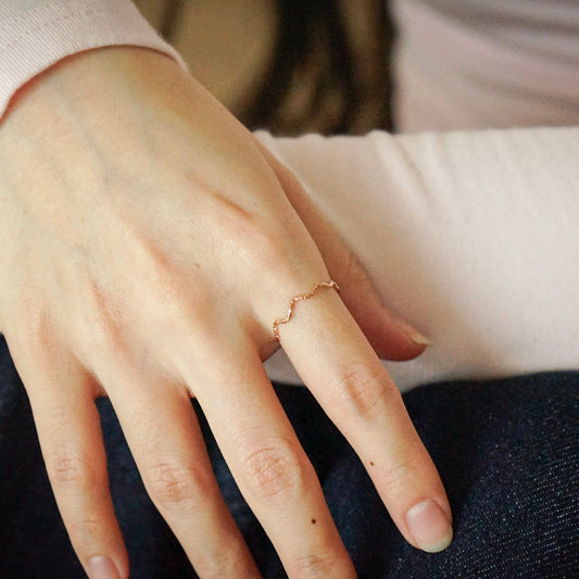 Jamie Textured Wavy Ring (Rose Gold)