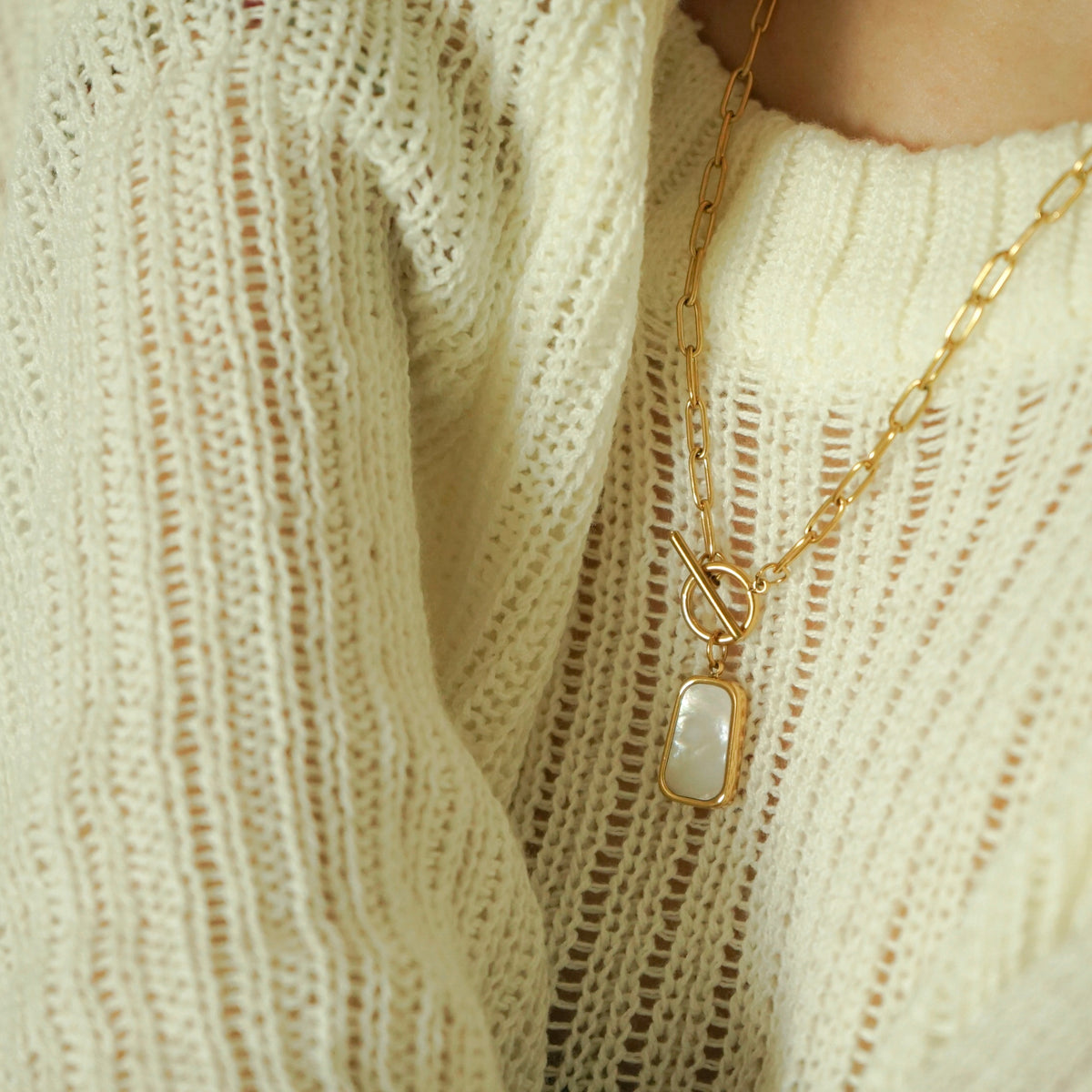 Olga Chain Link Necklace (Gold)