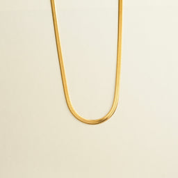 Marley Herringbone Chain Necklace (Gold)