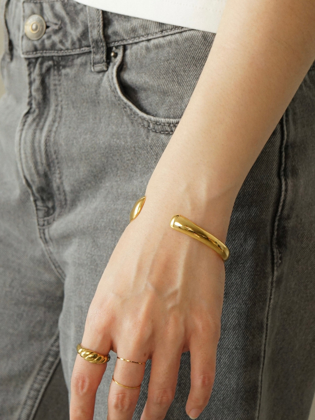 Malani Open Cuff Bangle (Gold)