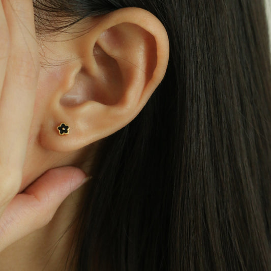 Indy Flower Barbell Earrings (Black)