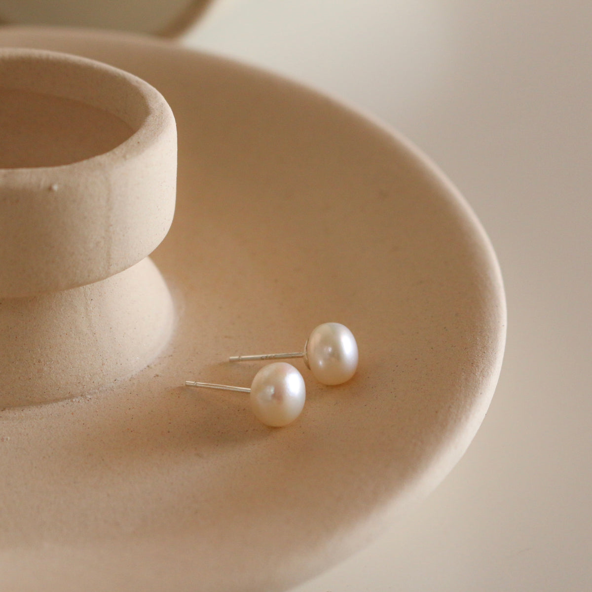 Sutton Pearl Stud Earrings
