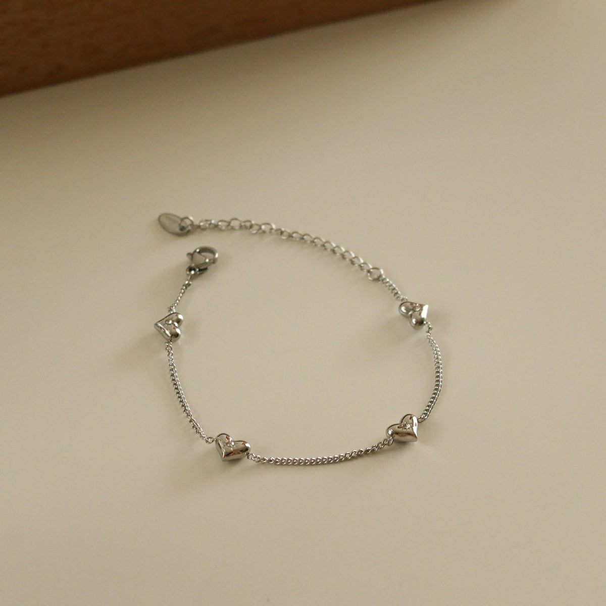 Treasure Heart Bracelet (Silver)