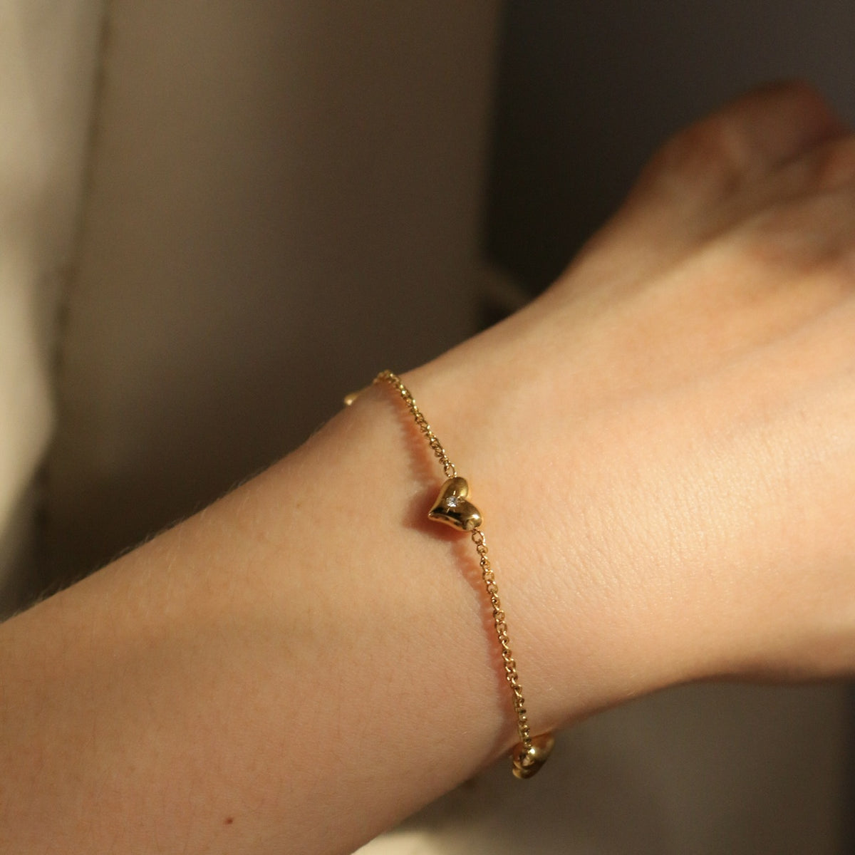 Treasure Heart Bracelet (Gold)