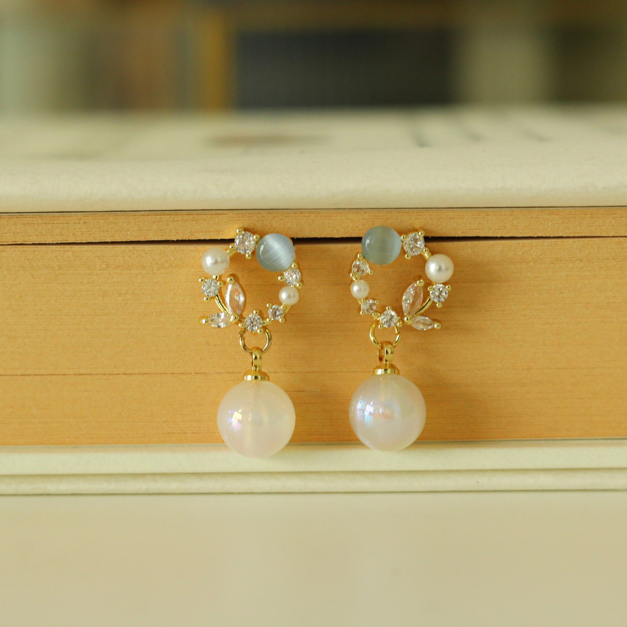 Lily Aqua Earrings