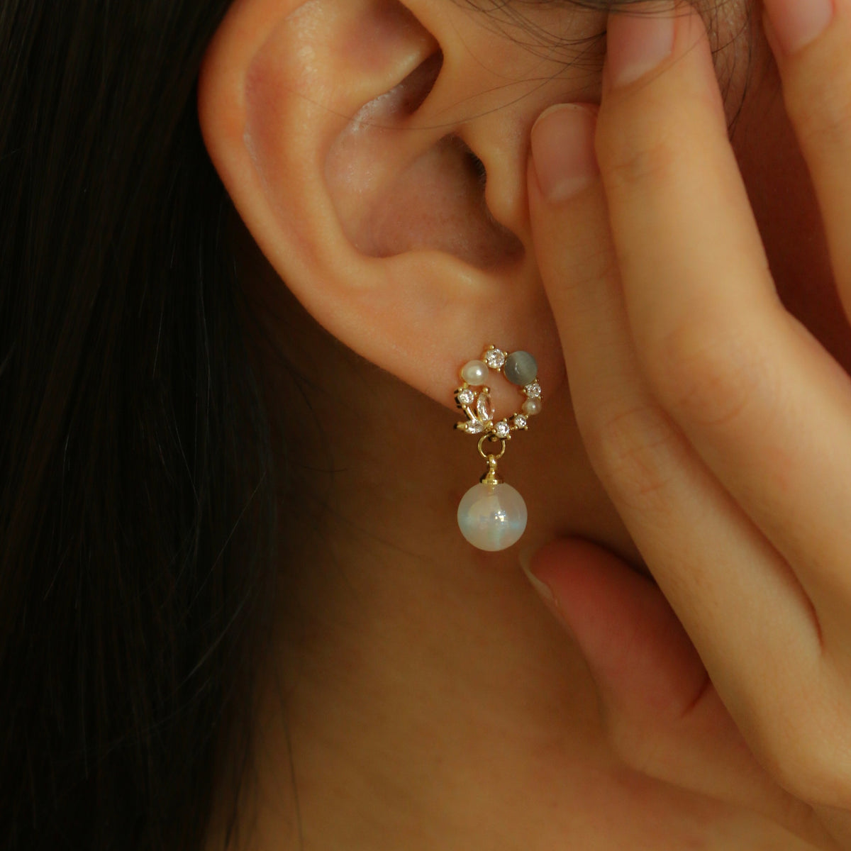 Lily Aqua Earrings