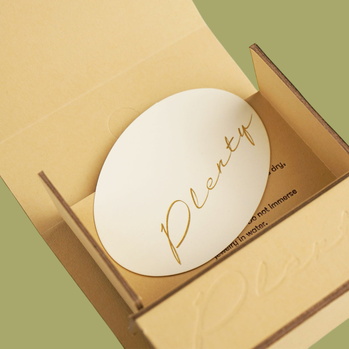 PLENTY GIFT BOX - Cream