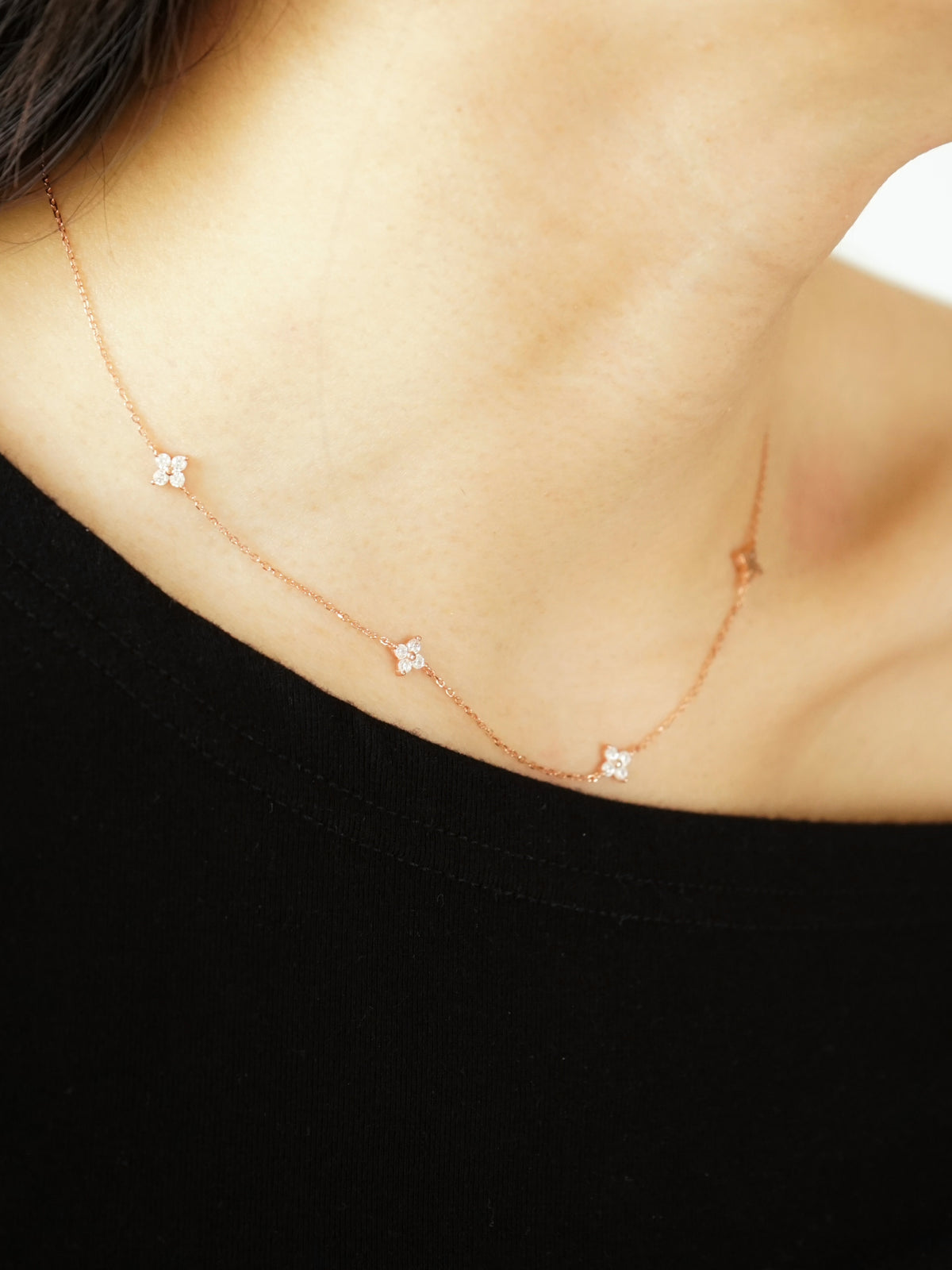 Hailee Clover Necklace (Rose Gold)