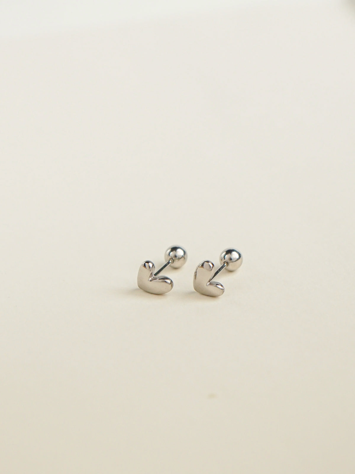 Zarah Heart Stud Barbell Earrings (Silver)