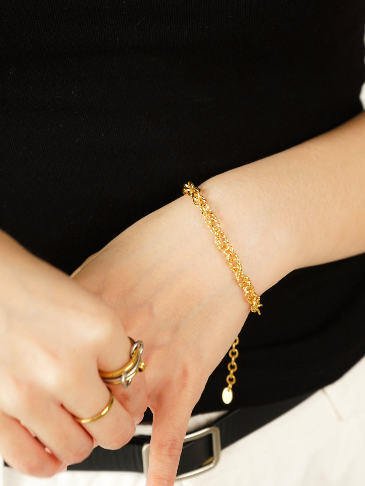 Fraidy Interlinked Chain Bracelet (Gold)