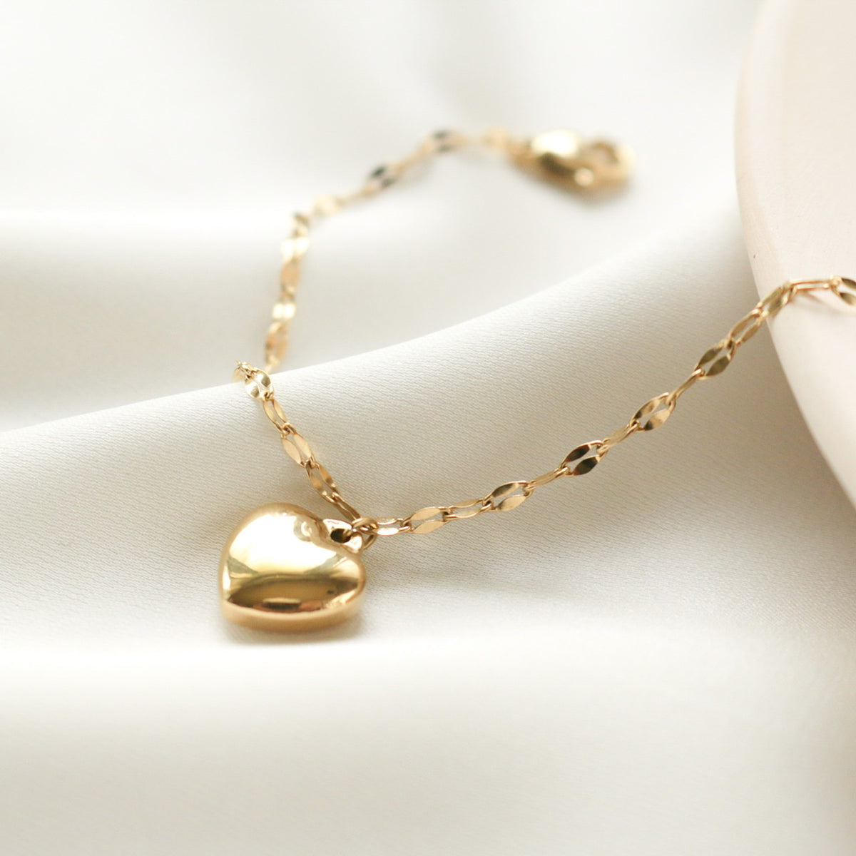 Rylee Heart Bracelet (Gold)