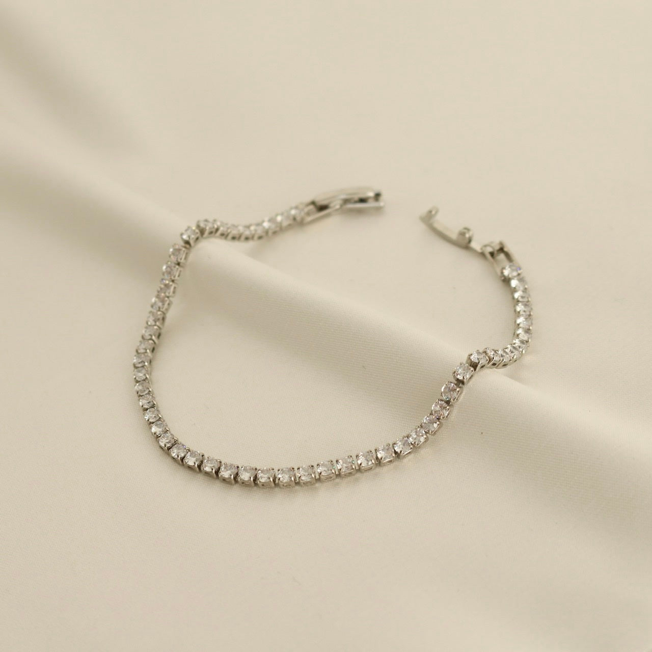 Tennis Bracelet (Silver)