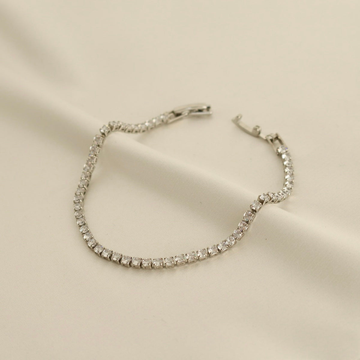 Tennis Bracelet (Silver)