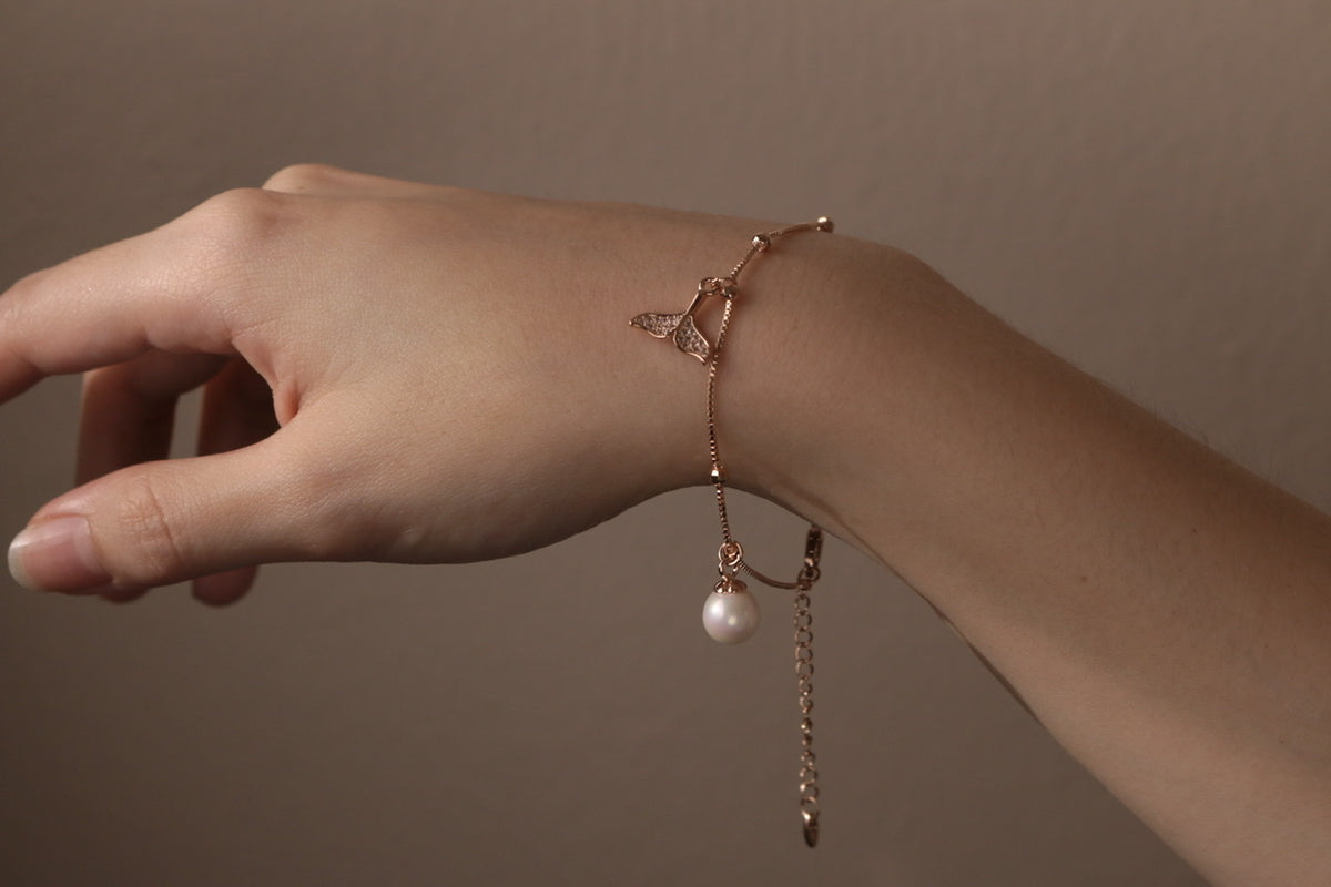 Pearly Mermaid Tail Bracelet