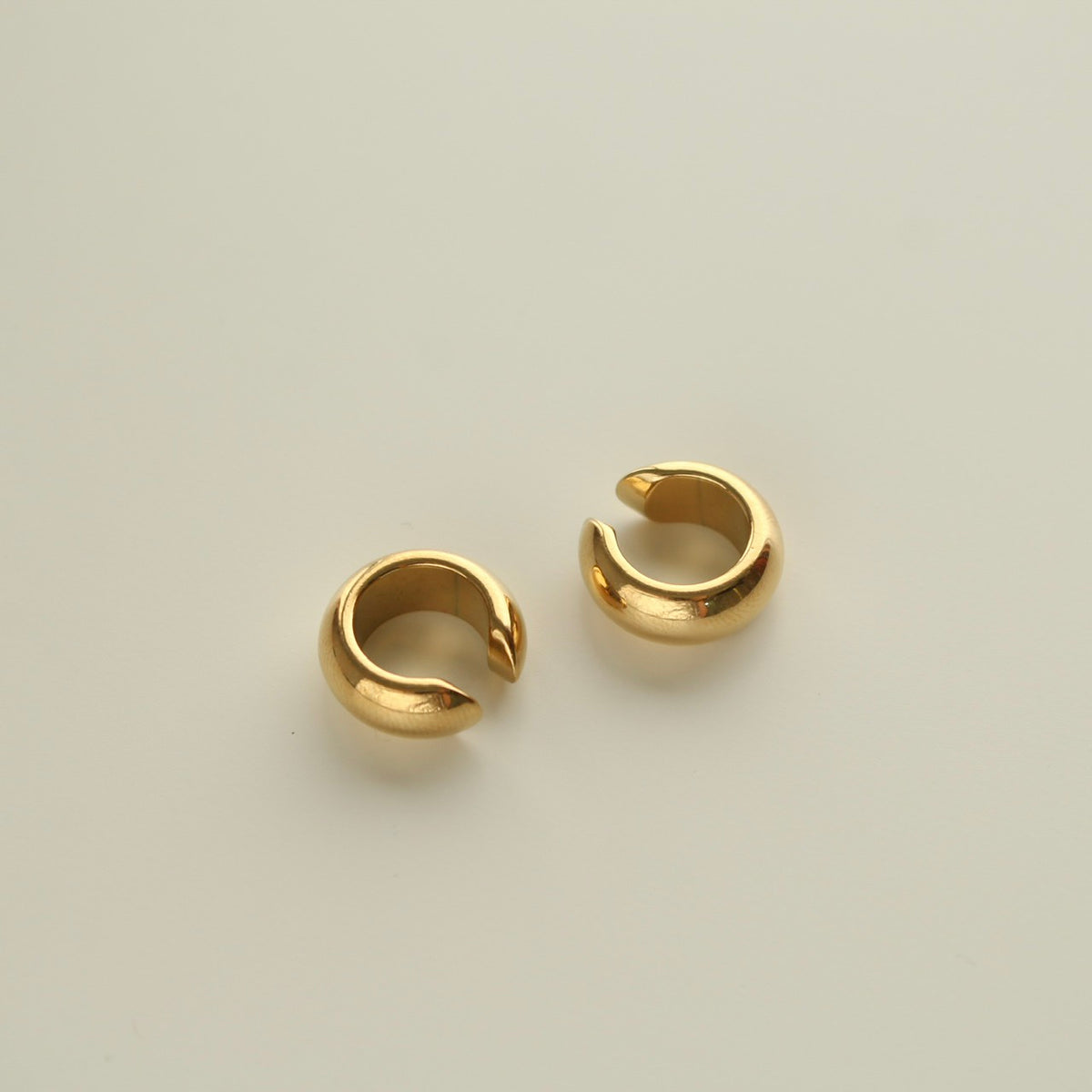 Faigy Dome Ear Cuffs (Gold)