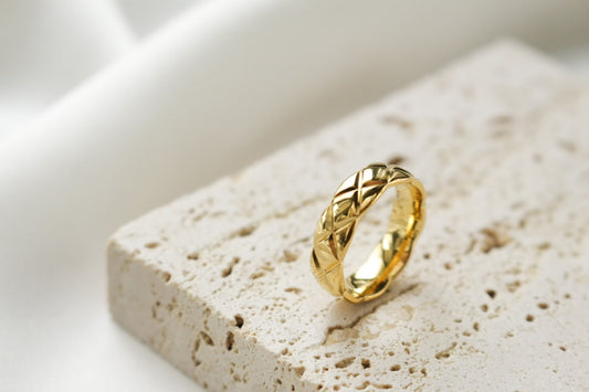 Everleigh Ring (Gold)