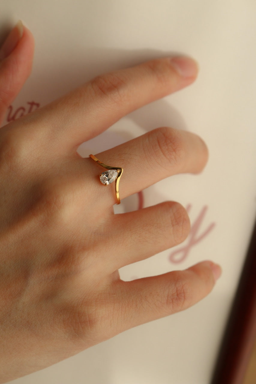 Haylee Wishbone Ring