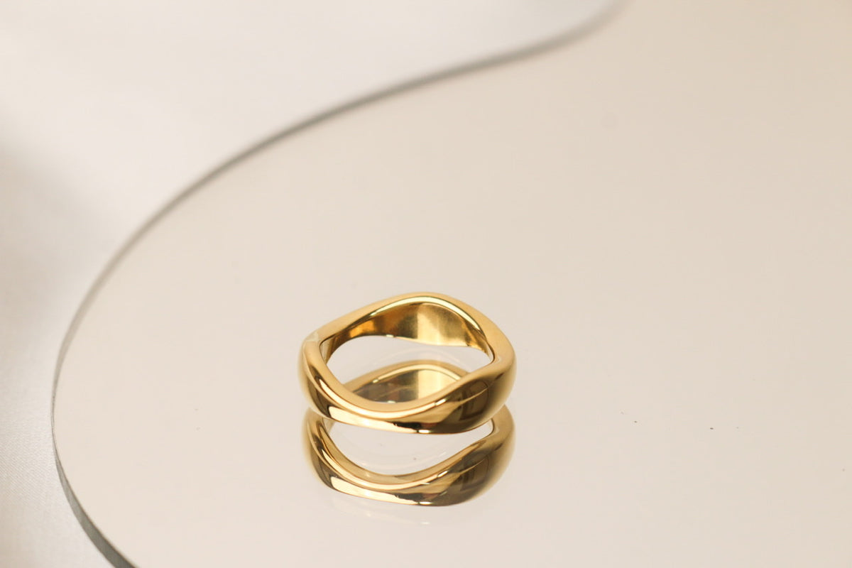 Clark Edge Ring