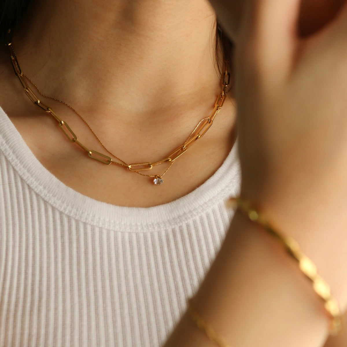 Yareli Solitaire Necklace (Gold)