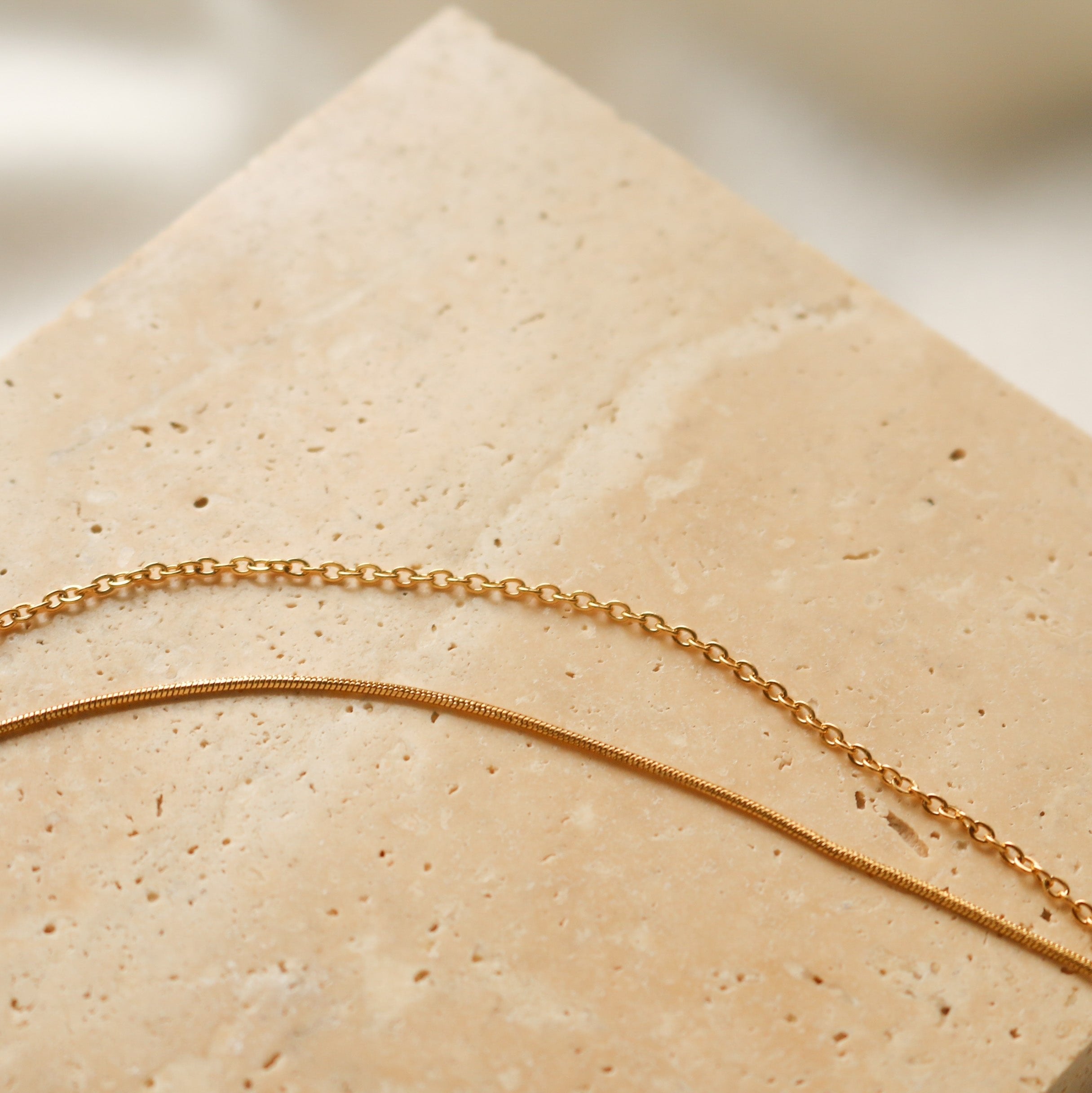 OLIVIA LAYER NECKLACE main image 0